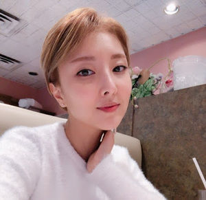 Meet your Posher, Hye in